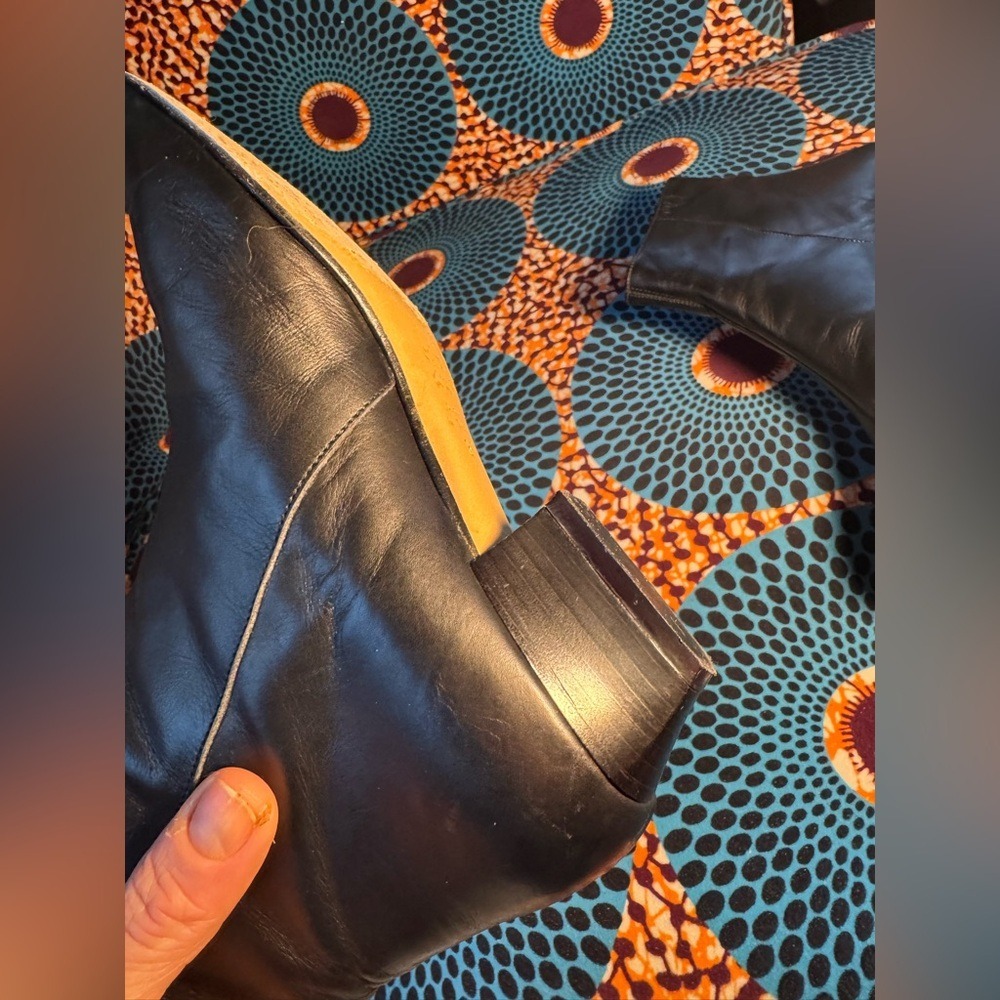 Vintage 90s Italian Leather Buckle Ankle Boots By Gema Size 37 Bootie US Size 6 - Picture 5 of 10